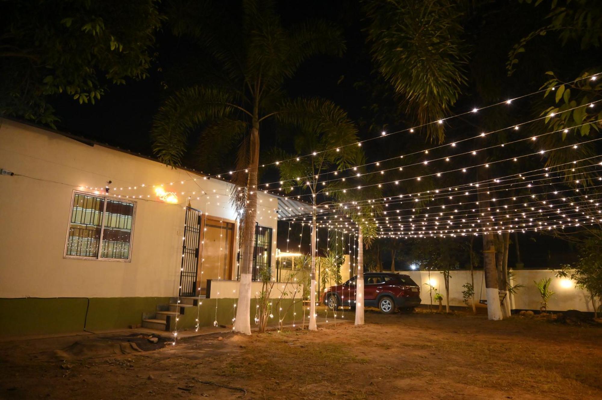 The Q3 Inn Guwahati Exterior foto